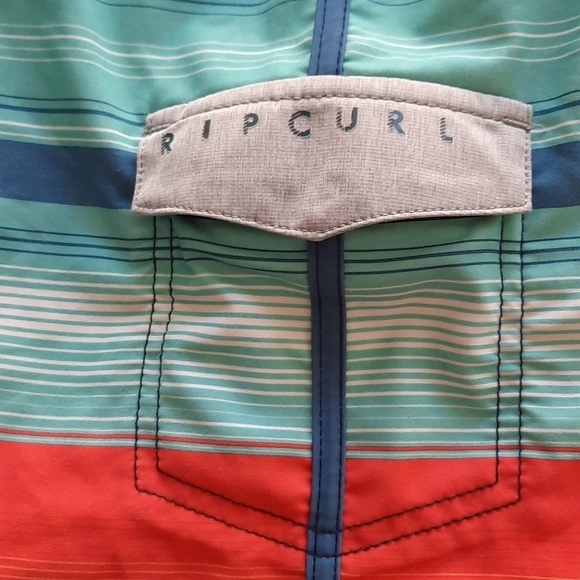 Rip Curl Mirage waist size 22 blue stripe boardshorts - Picture 6 of 11